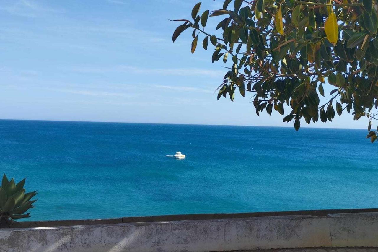 Burgau Village And Sea Luaran gambar
