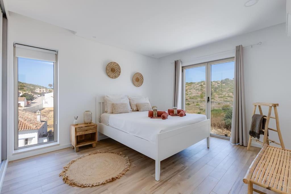 Burgau Village And Sea Luaran gambar